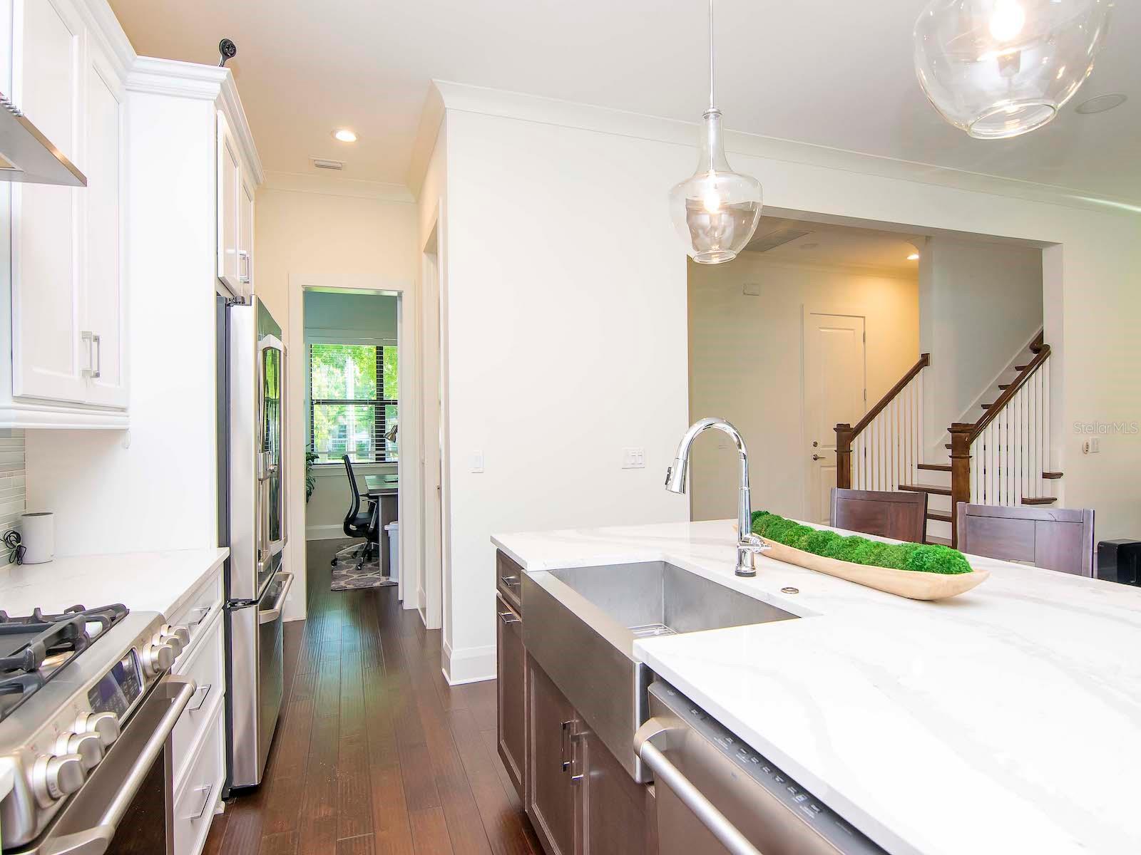 DAVIS ISLANDS PB10 PG52 TO 57 - Residential