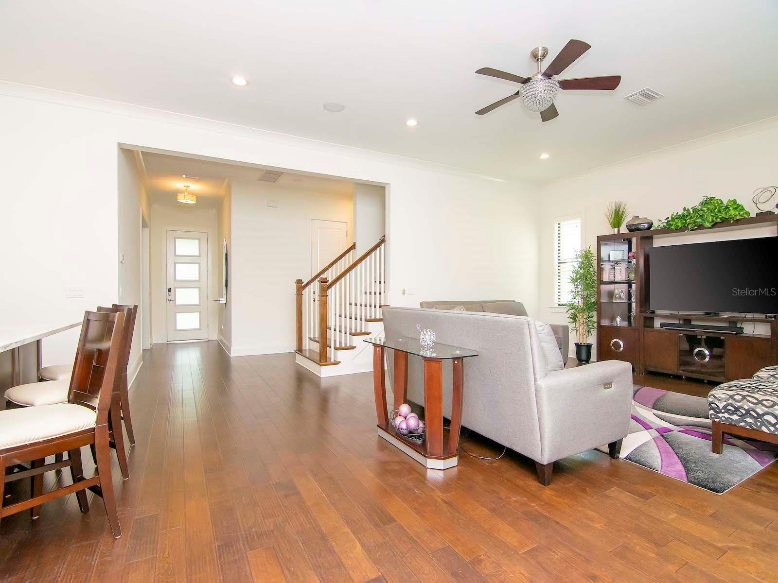 DAVIS ISLANDS PB10 PG52 TO 57 - Residential