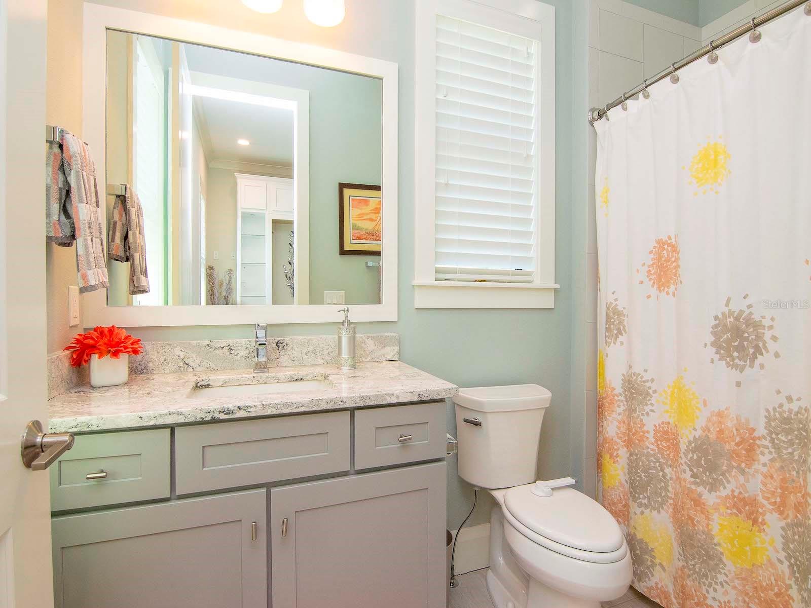 DAVIS ISLANDS PB10 PG52 TO 57 - Residential