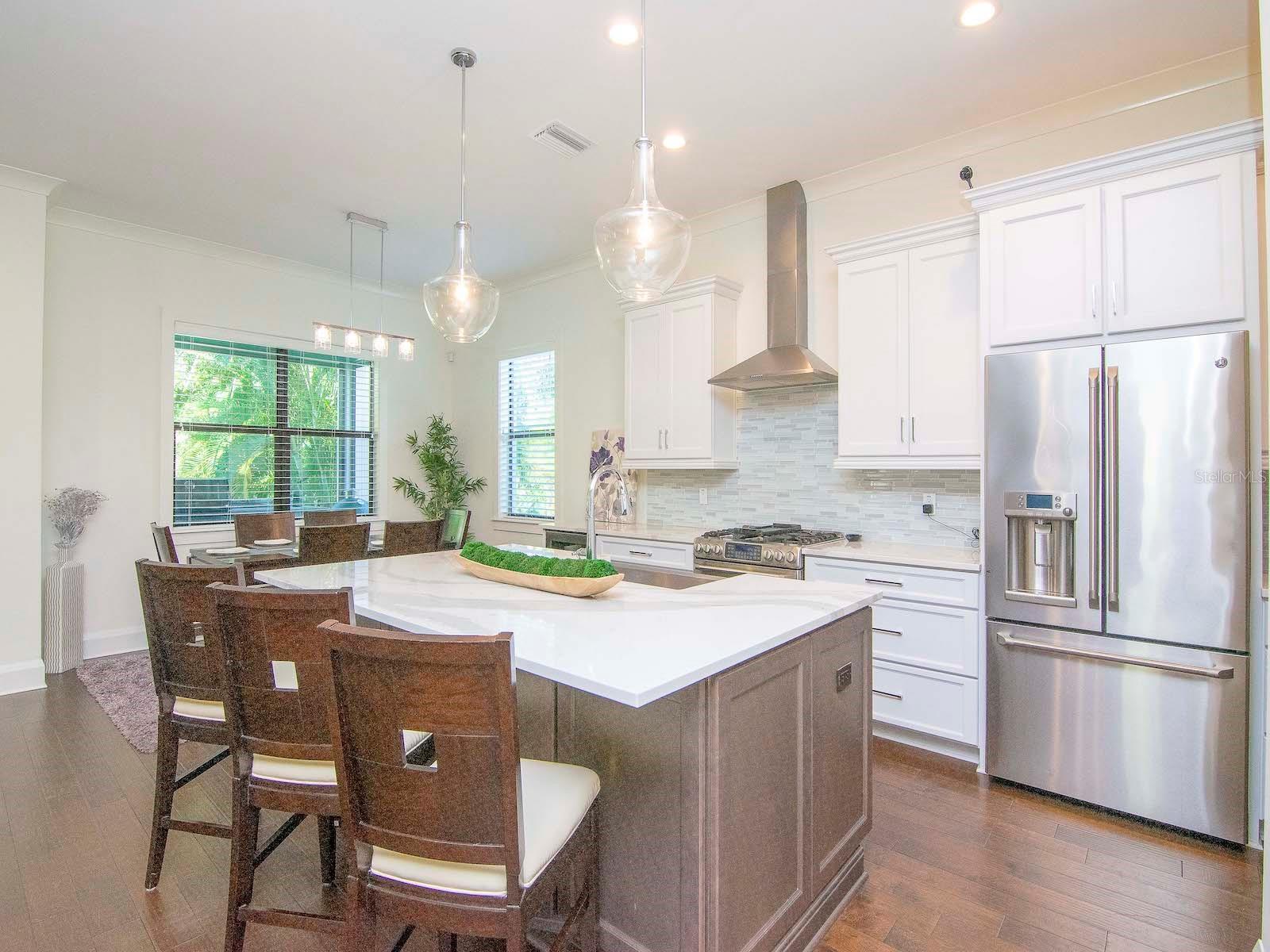 DAVIS ISLANDS PB10 PG52 TO 57 - Residential