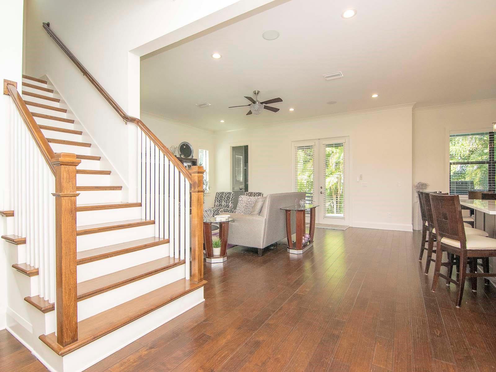 DAVIS ISLANDS PB10 PG52 TO 57 - Residential