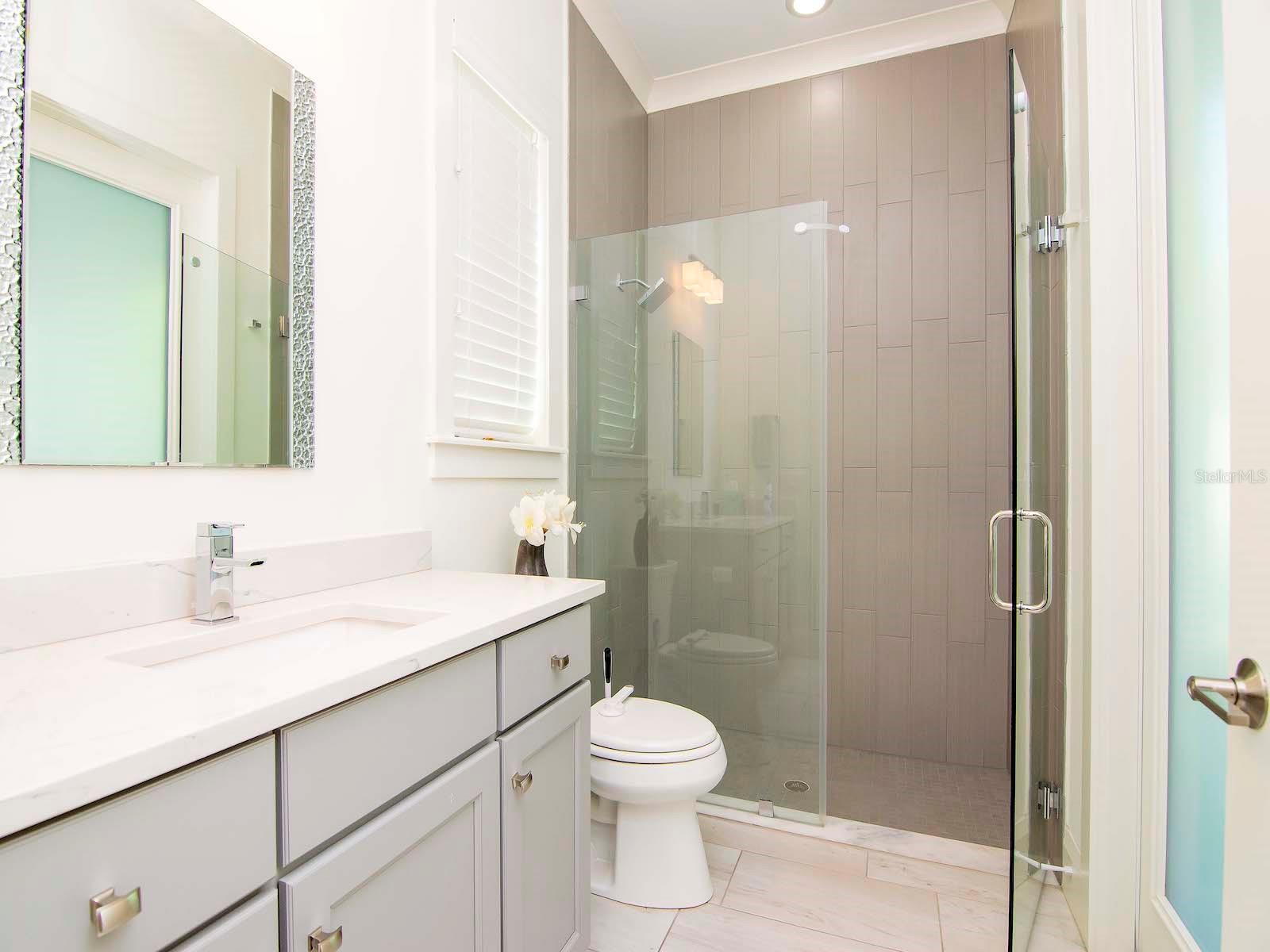 DAVIS ISLANDS PB10 PG52 TO 57 - Residential