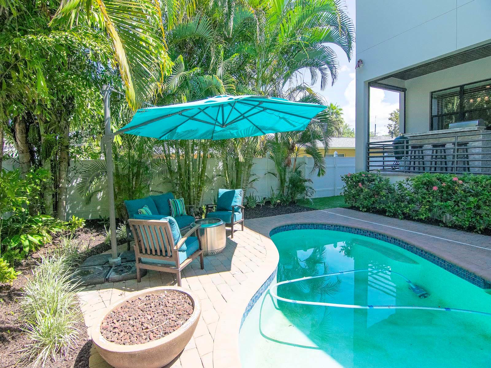 DAVIS ISLANDS PB10 PG52 TO 57 - Residential