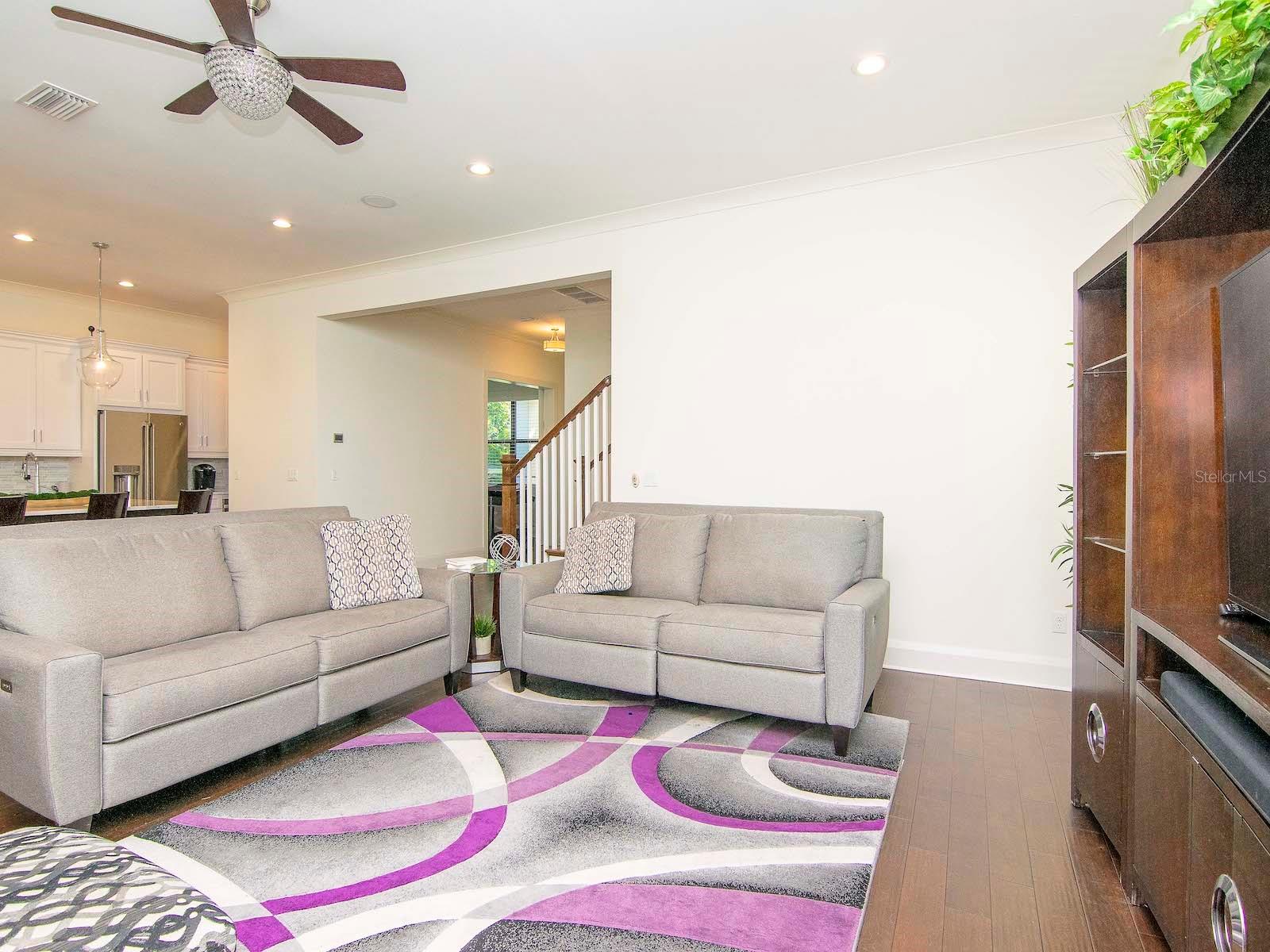 DAVIS ISLANDS PB10 PG52 TO 57 - Residential