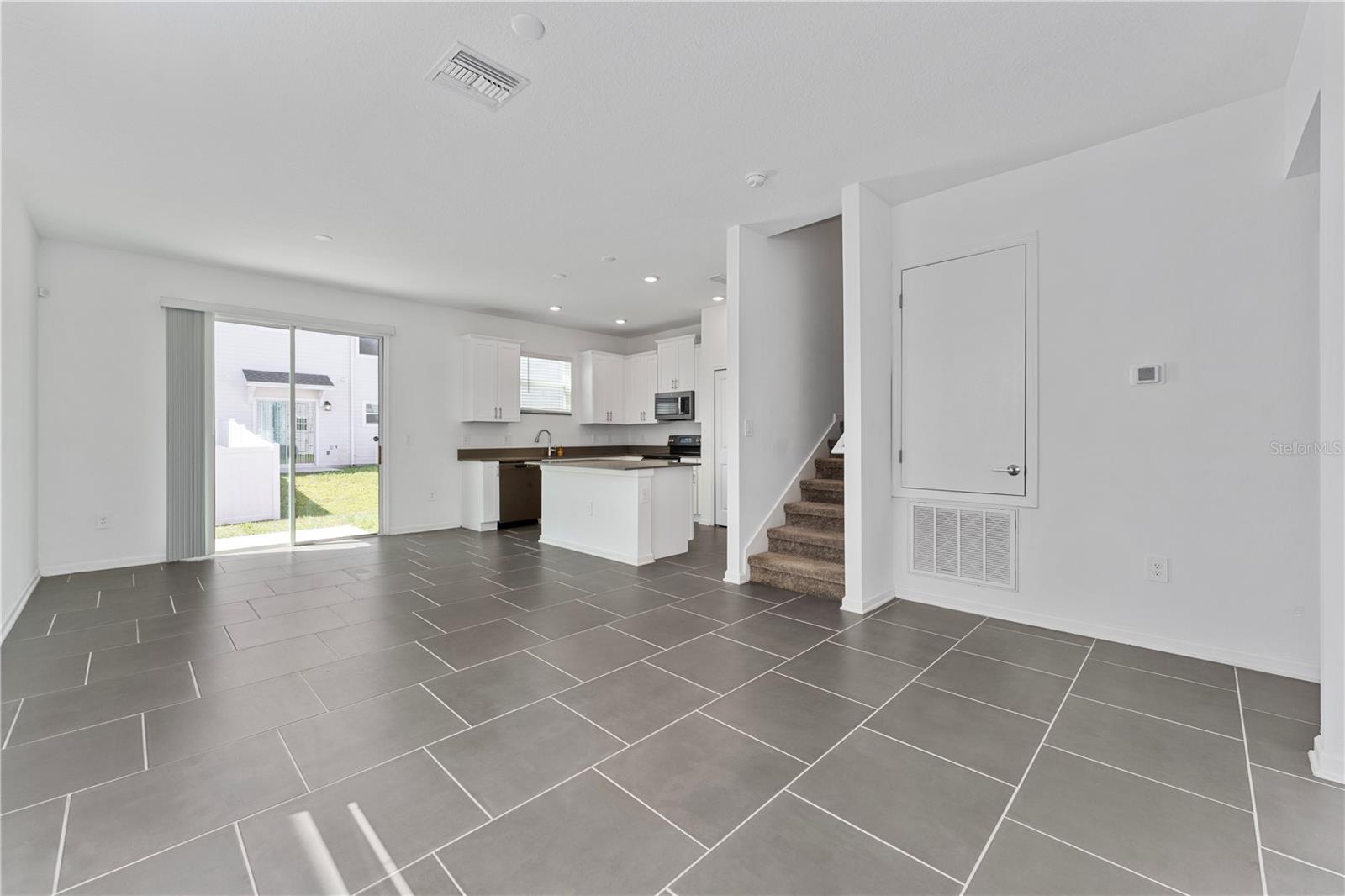 7728 STONE CREEK TRAIL