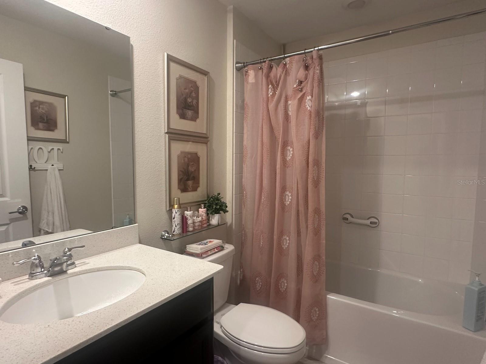 GREATER LAKES PH 4 - Residential Lease