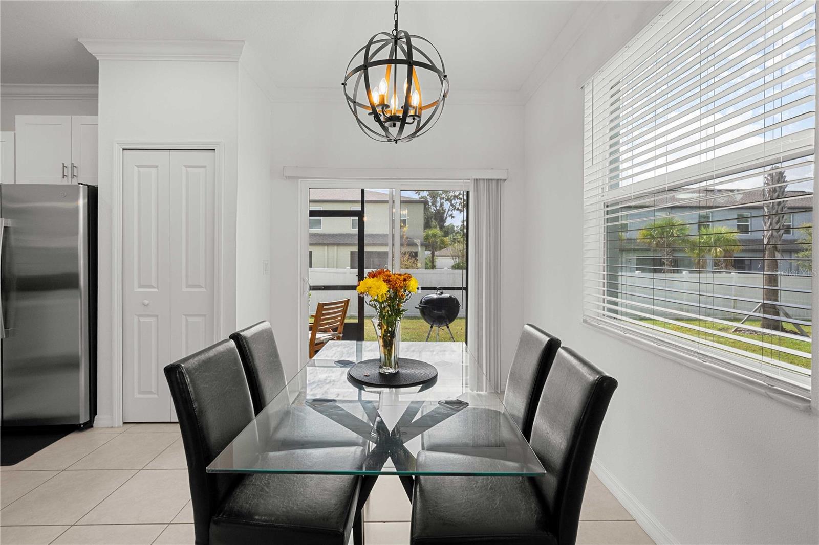 ABBOTT SQUARE PH 2 - Residential Lease