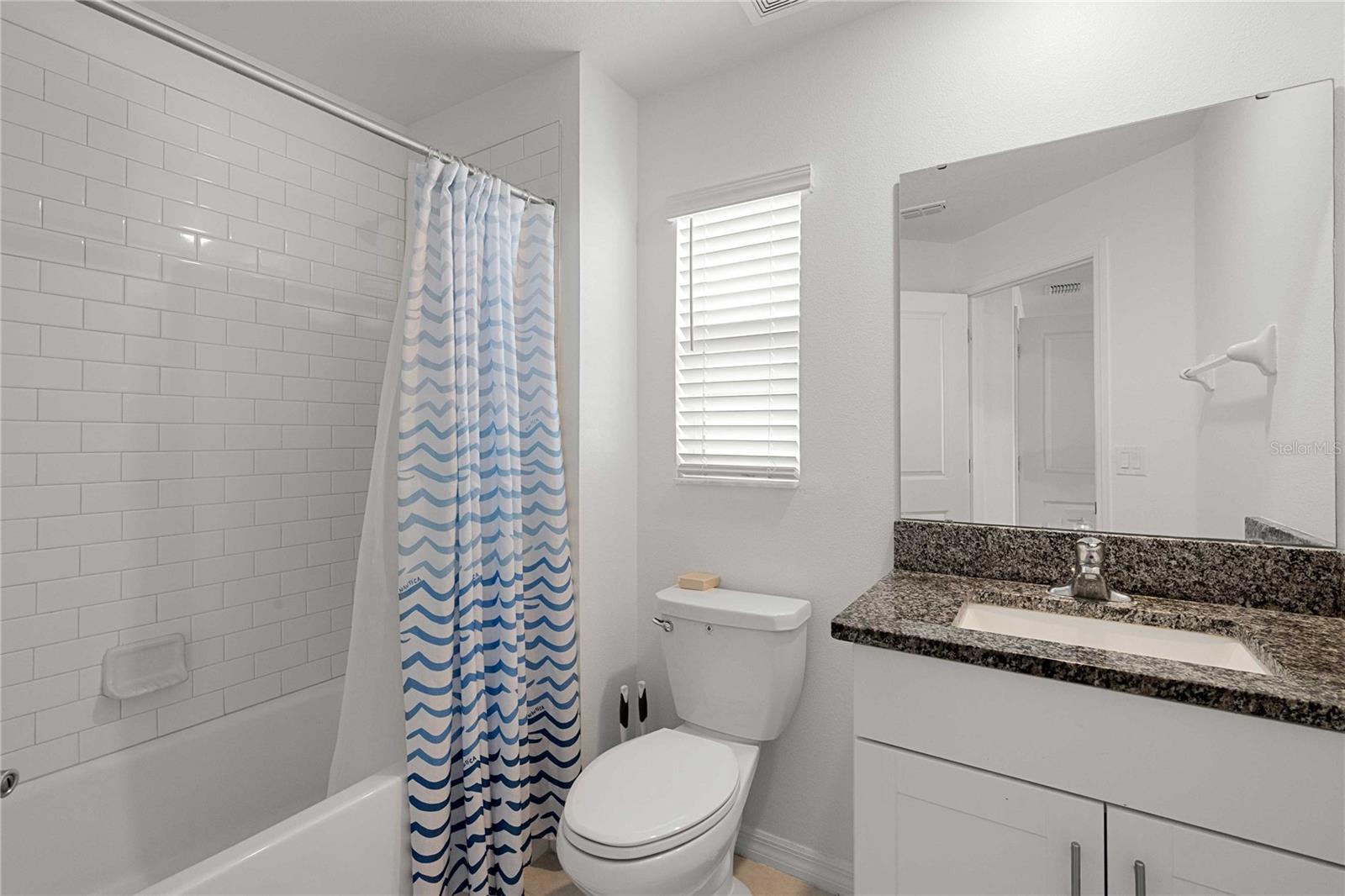 ABBOTT SQUARE PH 2 - Residential Lease