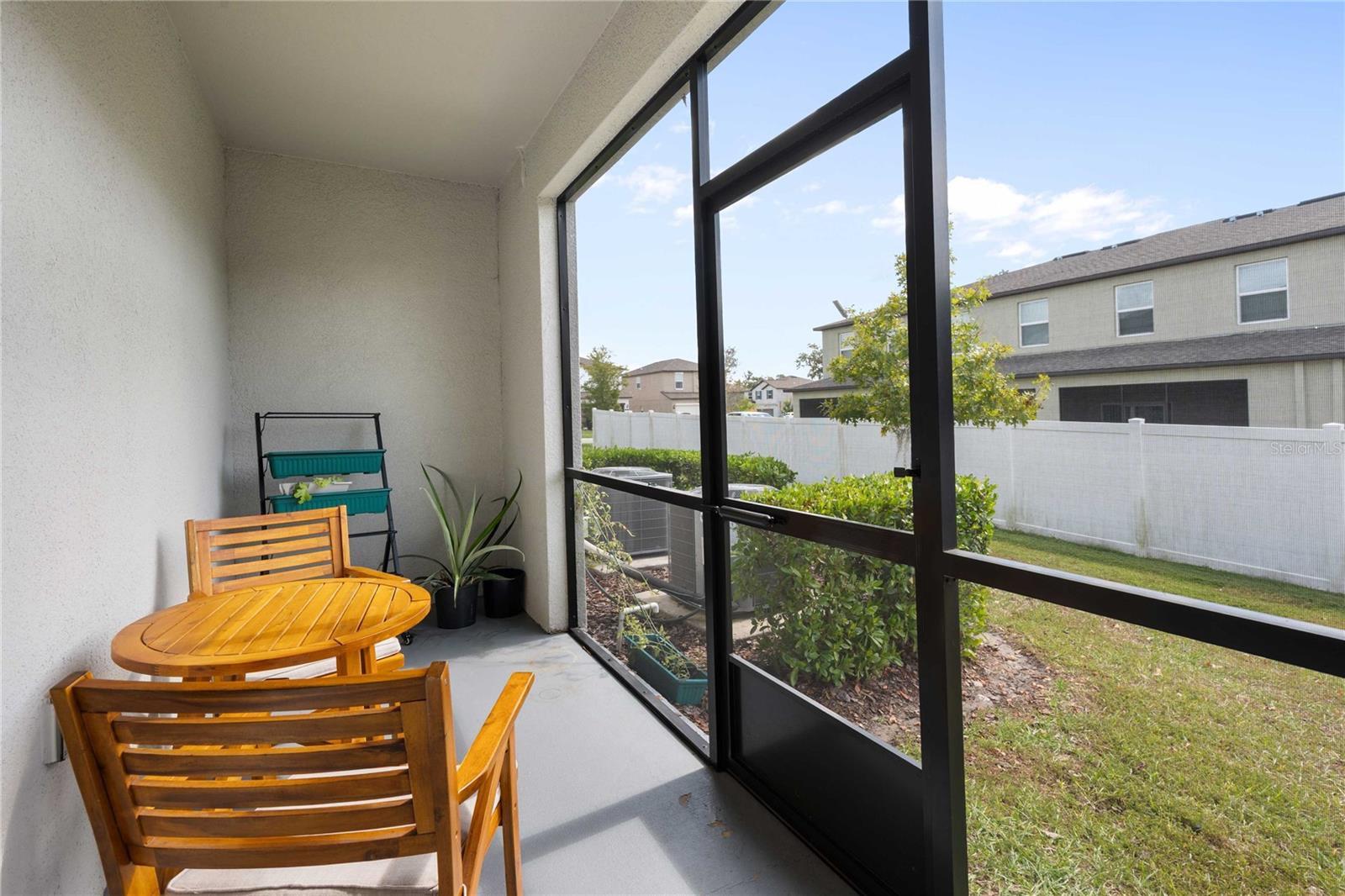 ABBOTT SQUARE PH 2 - Residential Lease