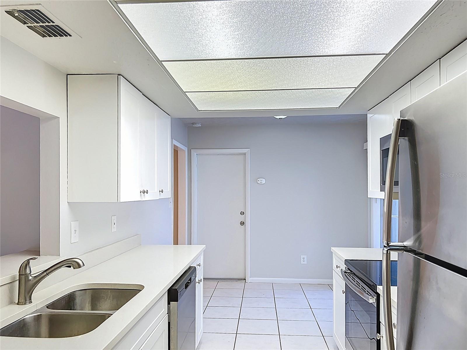 COUNTRY PLACE UNIT 03 B - Residential