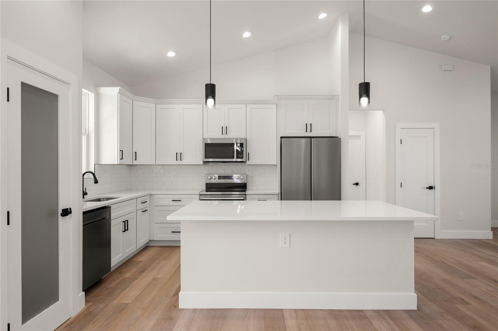 SUN N LAKE - Residential