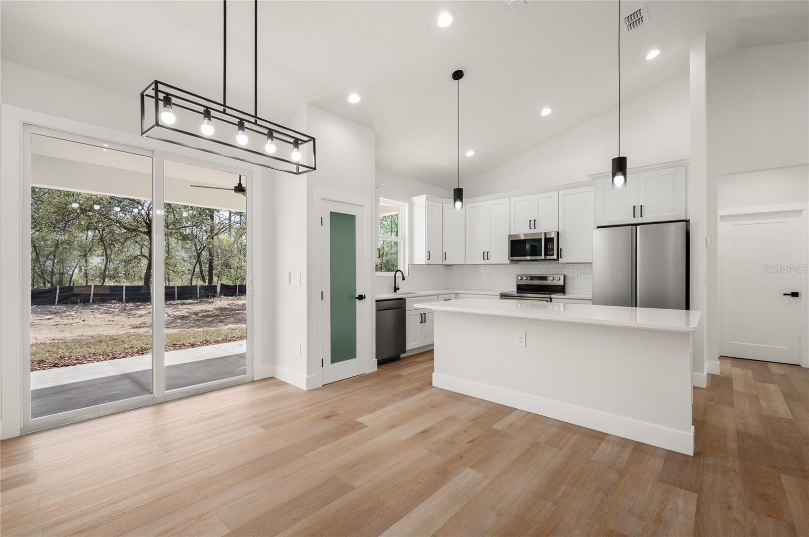 SUN N LAKE - Residential