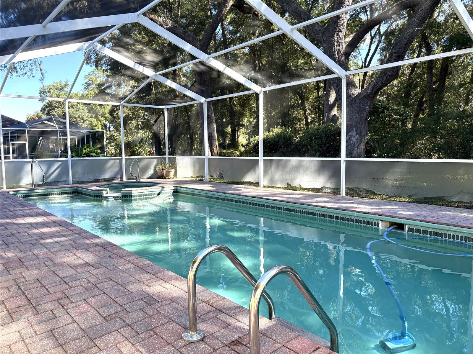 FAIRWAY ESTATE - Residential