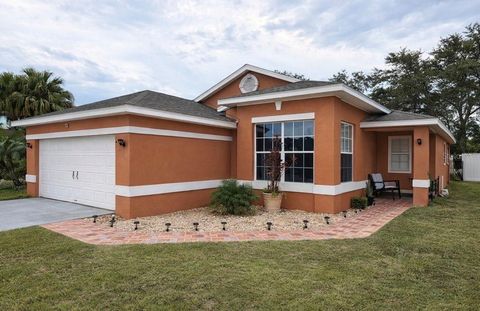 Photo of 1515 Brook Hollow Drive, Orlando, FL 32824 (MLS # S5141788)
