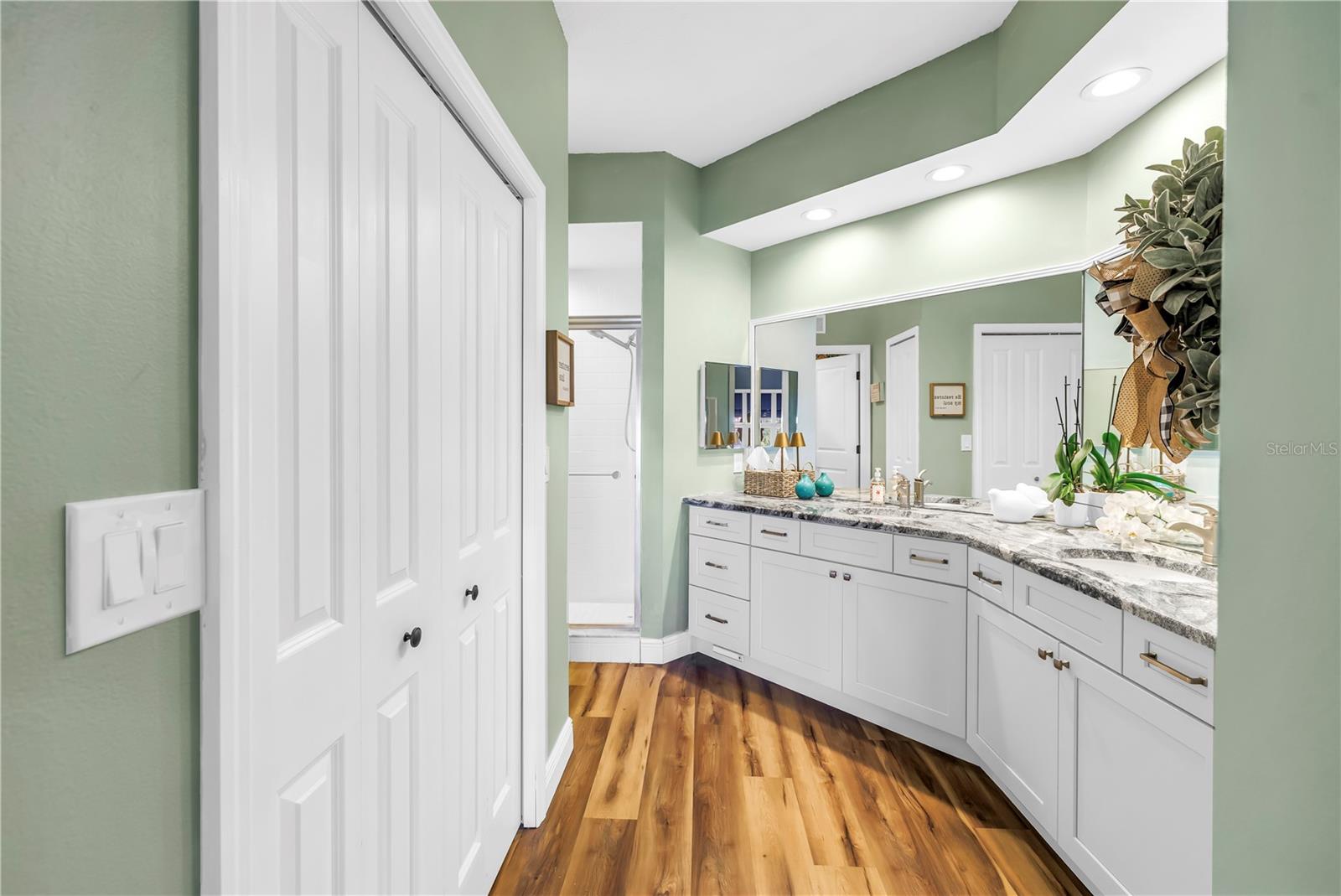 SHORES OF LONG BAYOU CONDO - Residential