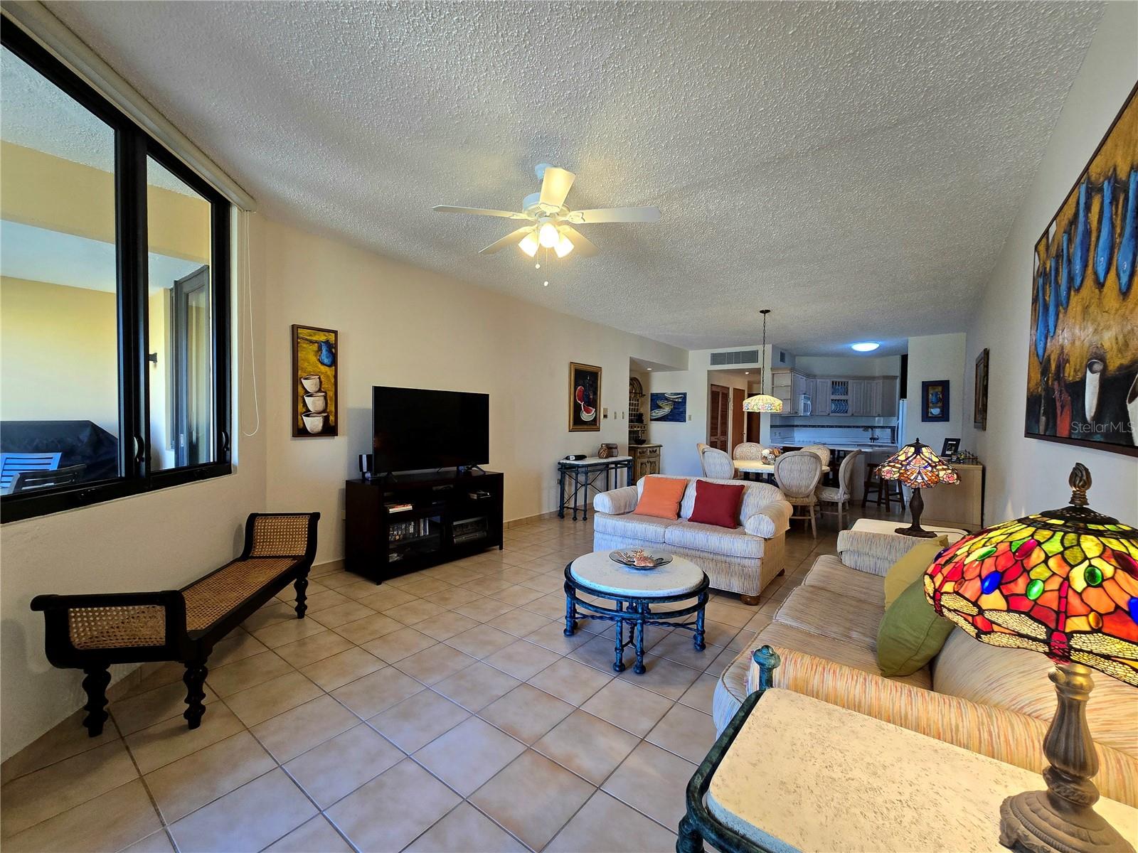 CRESCENT BEACH - Residential