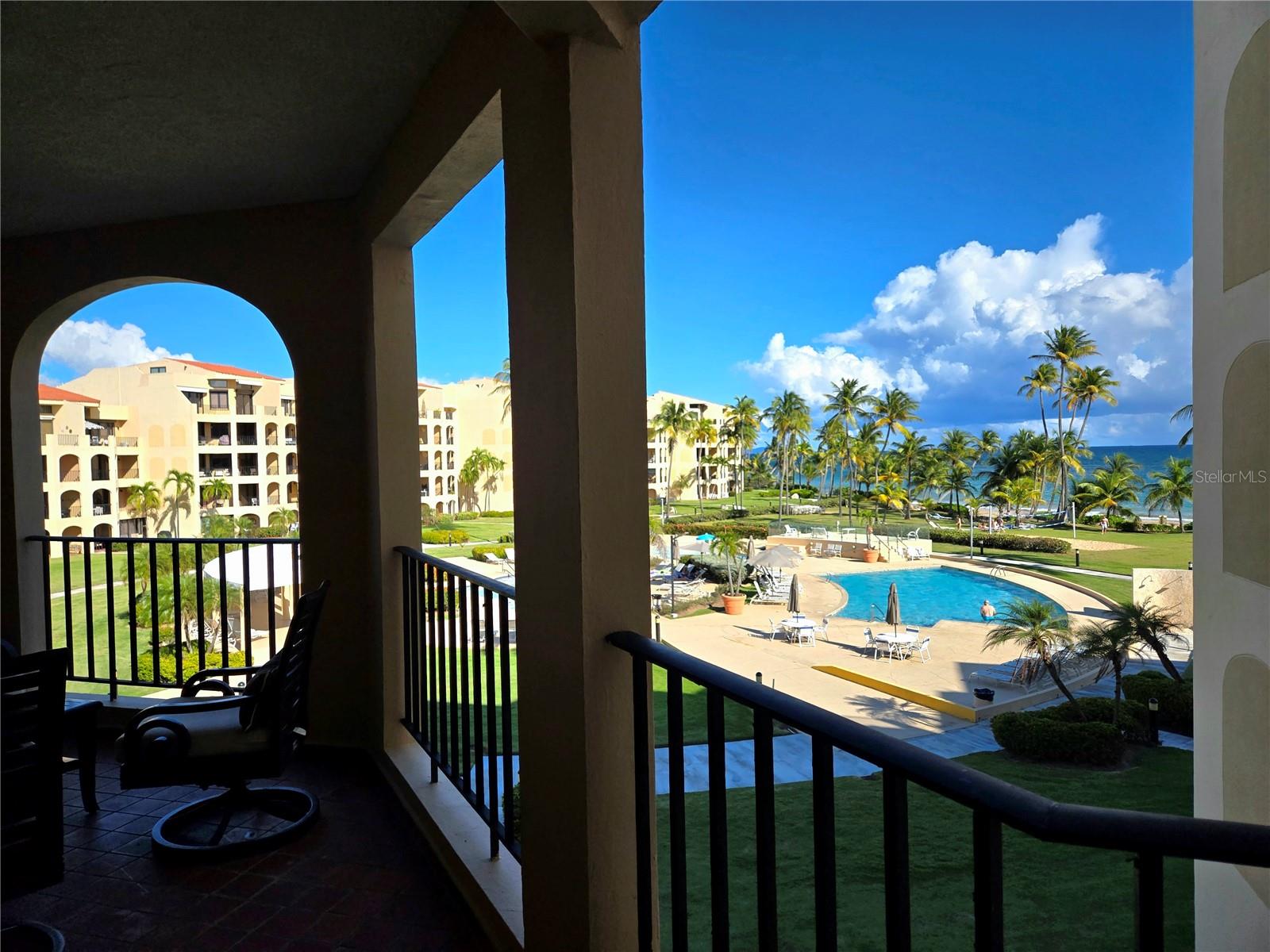 CRESCENT BEACH - Residential