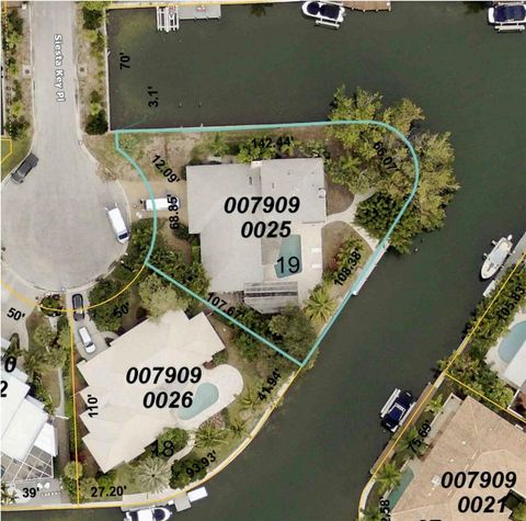 940 SIESTA KEY PLACE PLACE SARASOTA FL 34242