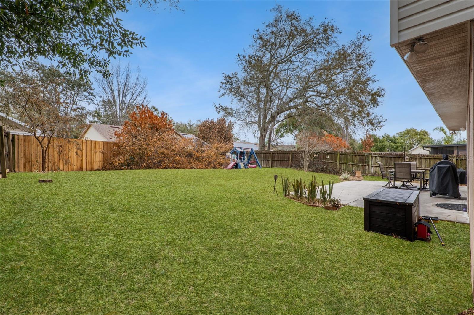 LAKE DOE COVE PH 02 48 59 - Residential