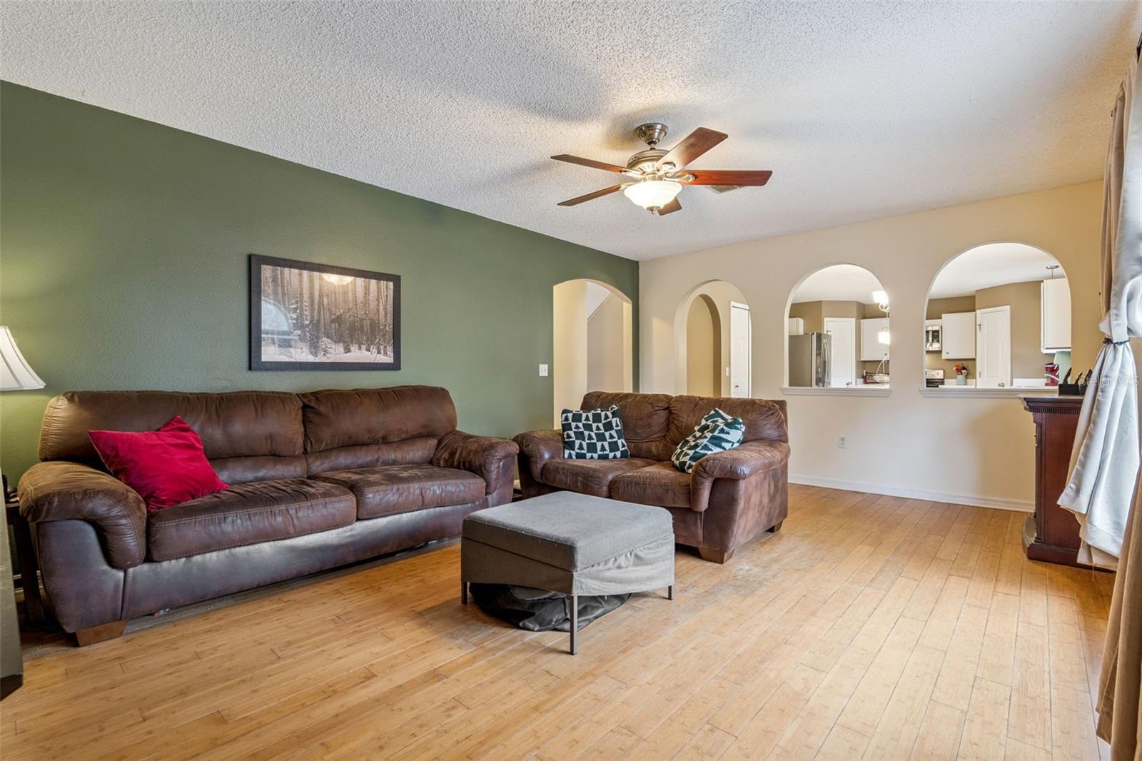 1709 W MARSHALL LAKE DRIVE