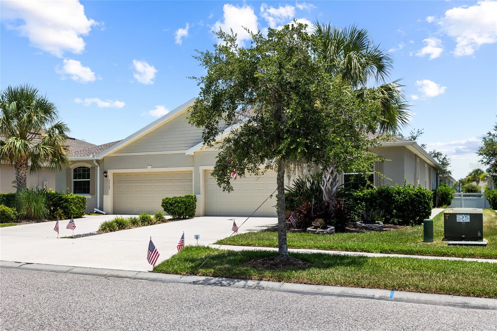 7727 TIMBERVIEW LOOP