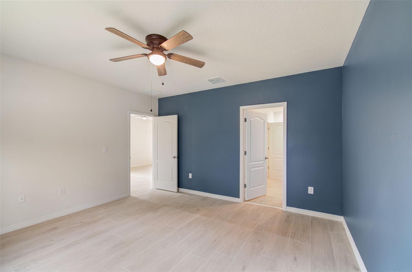 PARC HILL-PH 4 - Residential Lease