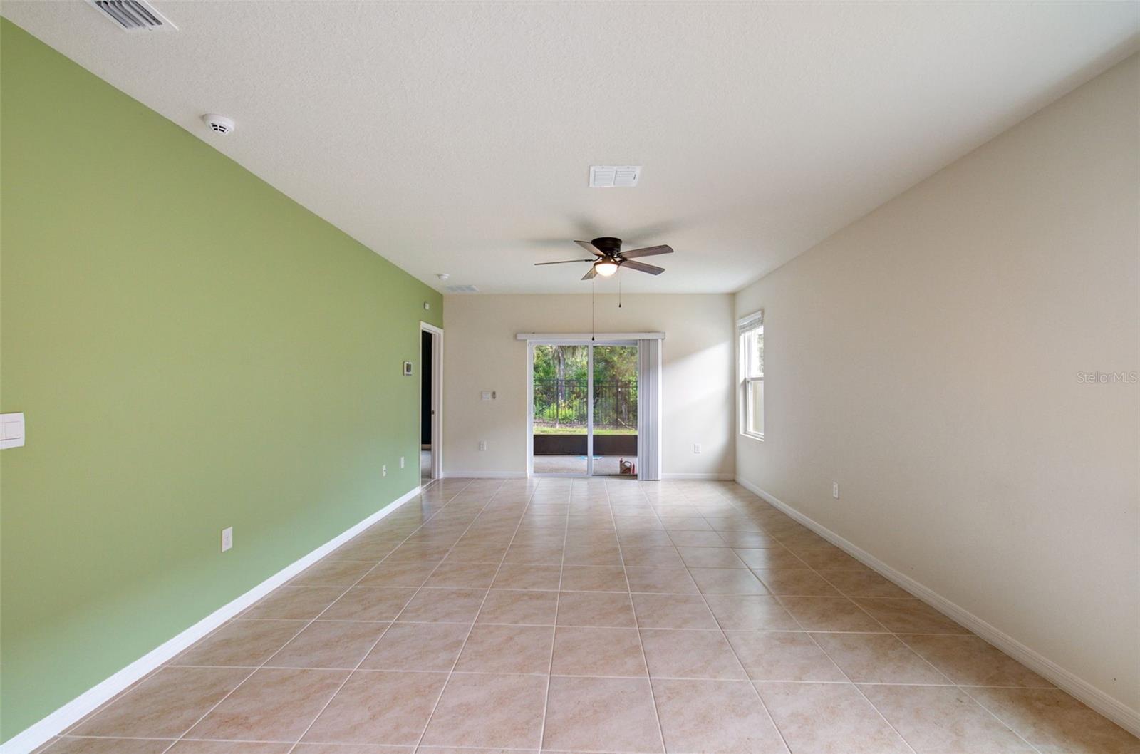 PARC HILL-PH 4 - Residential Lease