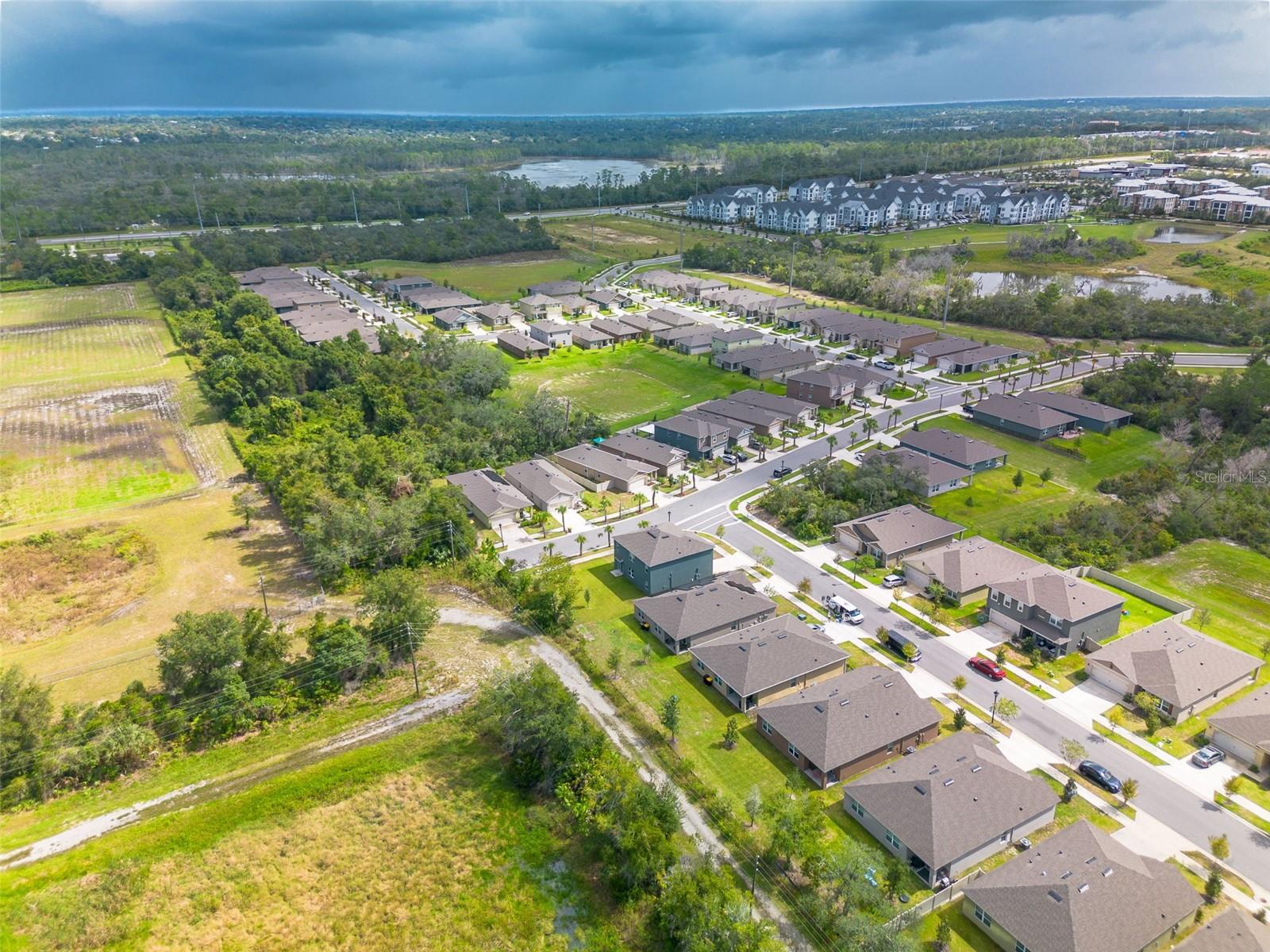 PARC HILL-PH 4 - Residential Lease