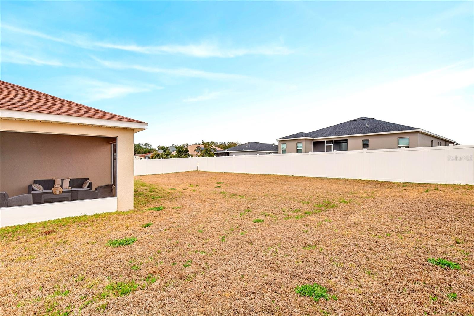 SUMMERCREST - Residential