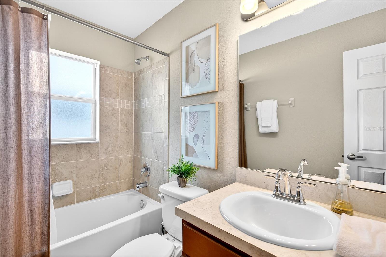 SUMMERCREST - Residential