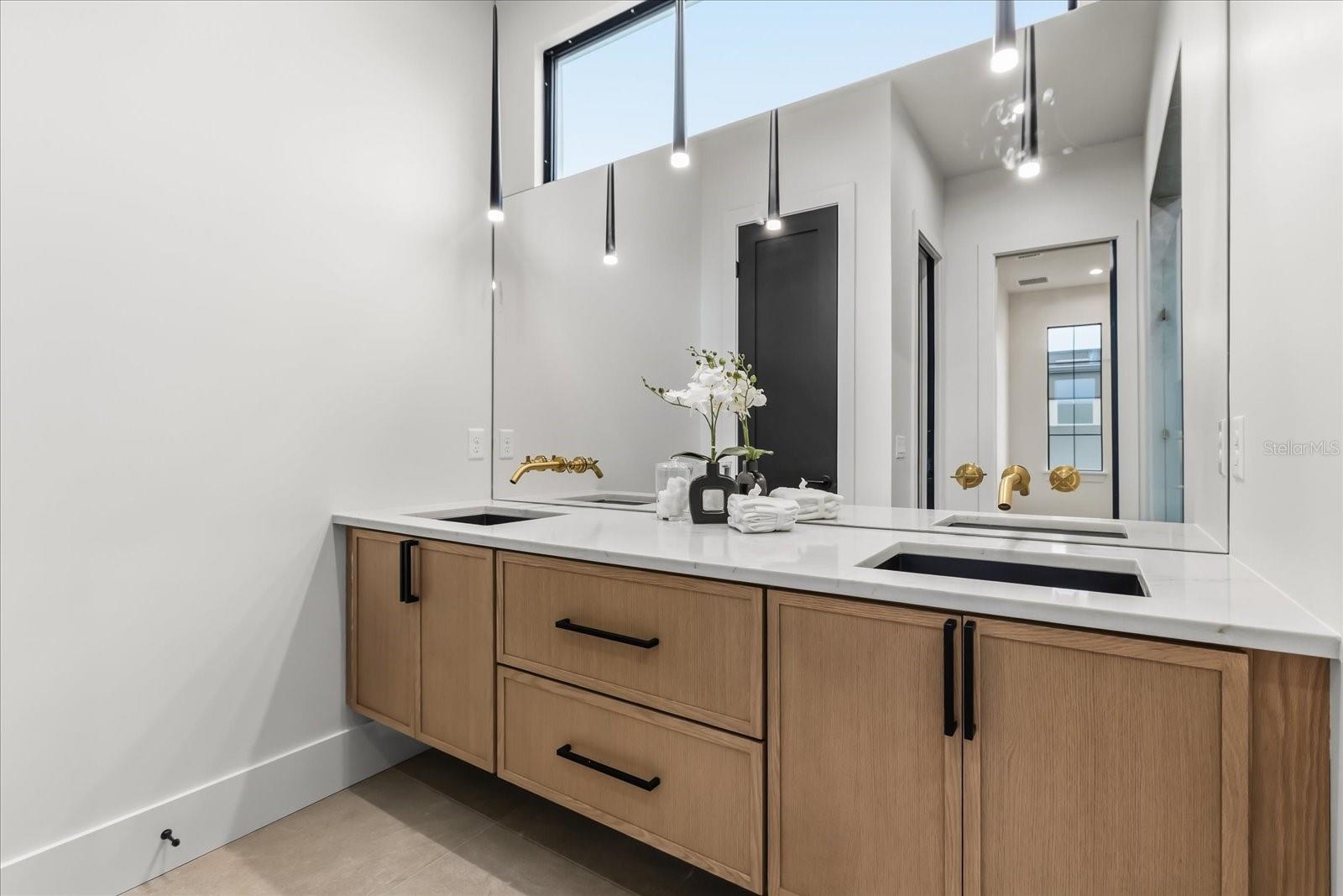 LORDS SUB - Residential