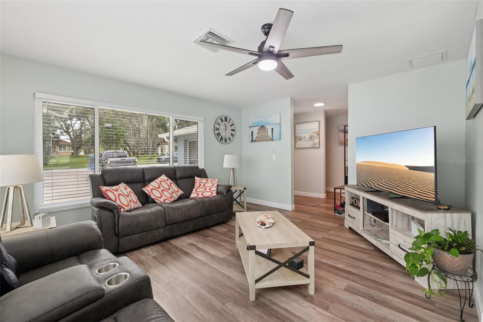 SUNSET HILLS 2ND ADD - Residential Lease