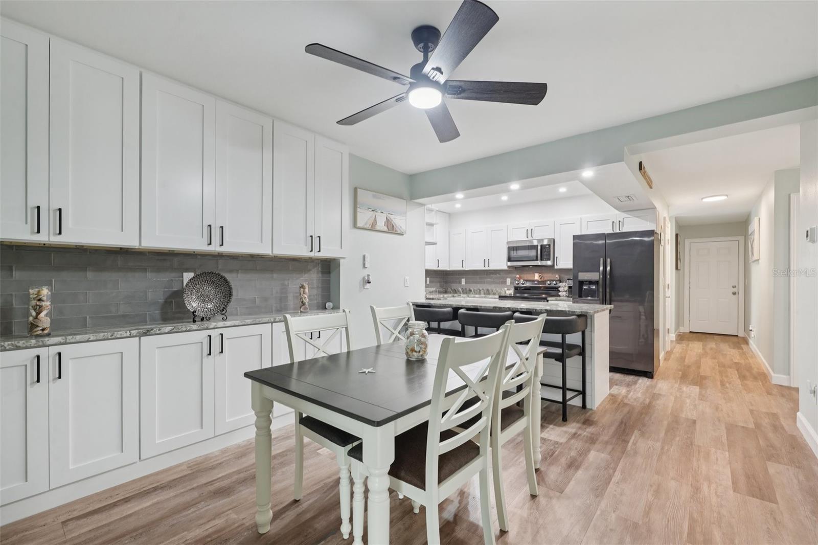 SUNSET HILLS 2ND ADD - Residential Lease