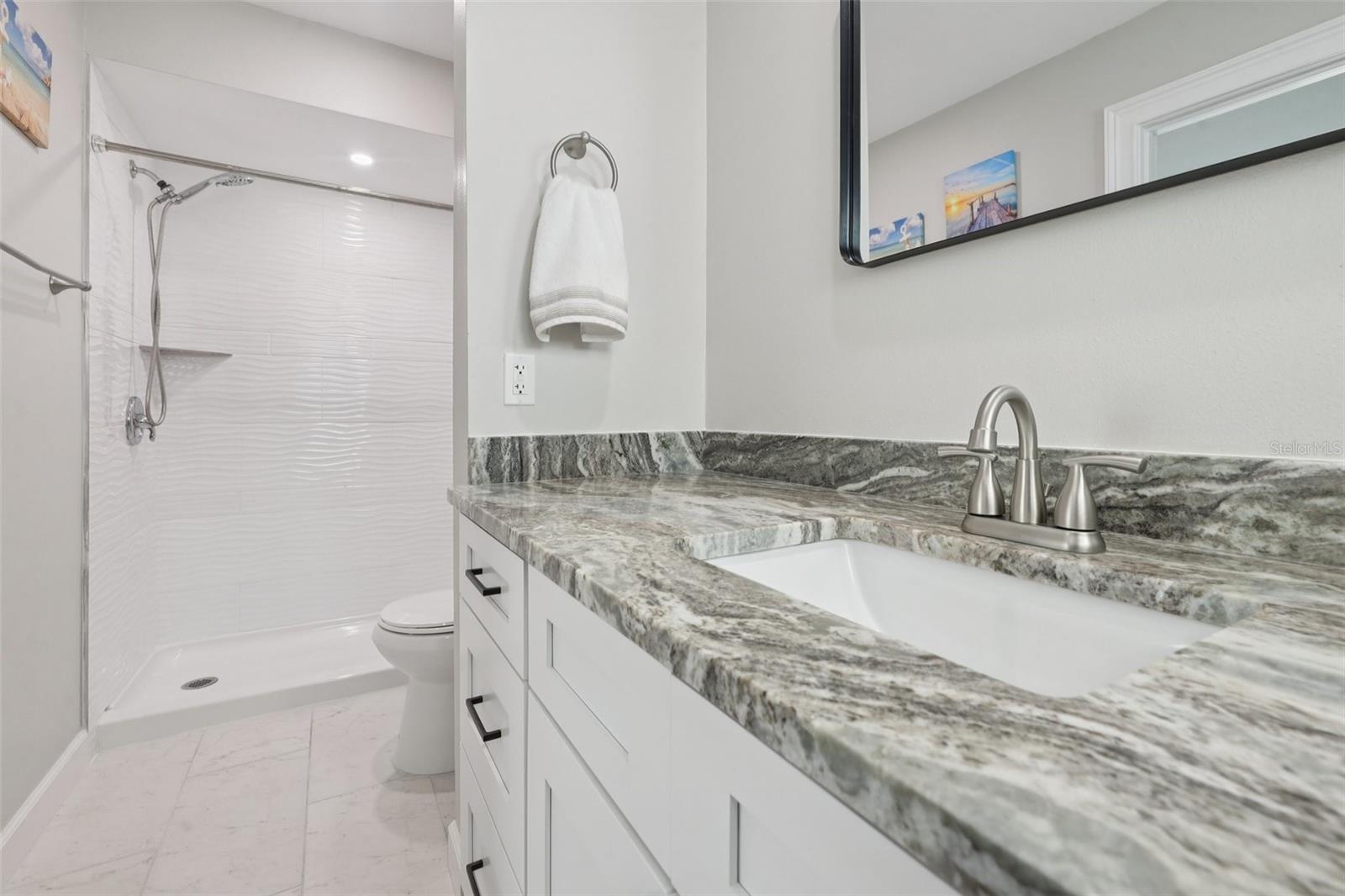 SUNSET HILLS 2ND ADD - Residential Lease