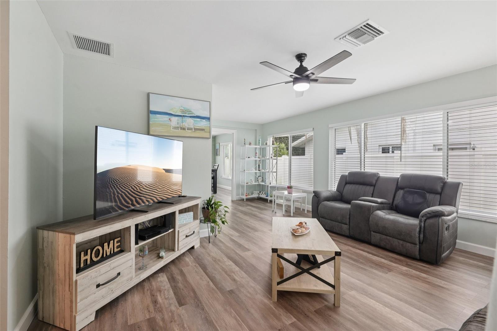 SUNSET HILLS 2ND ADD - Residential Lease