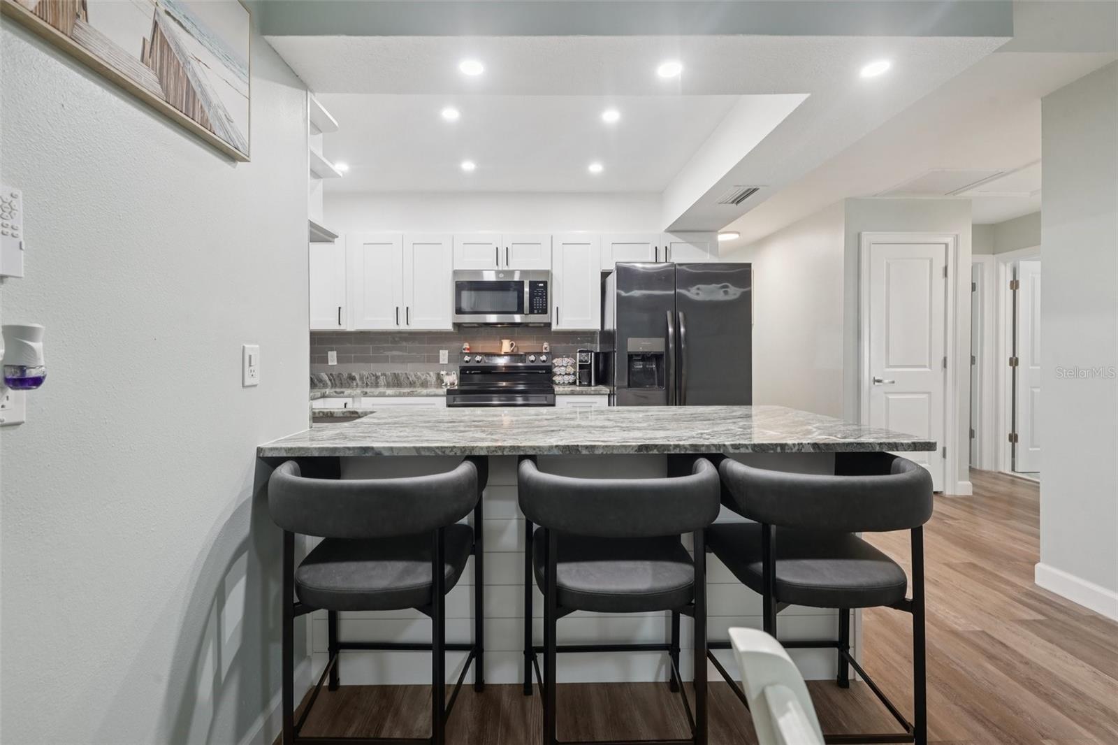 SUNSET HILLS 2ND ADD - Residential Lease