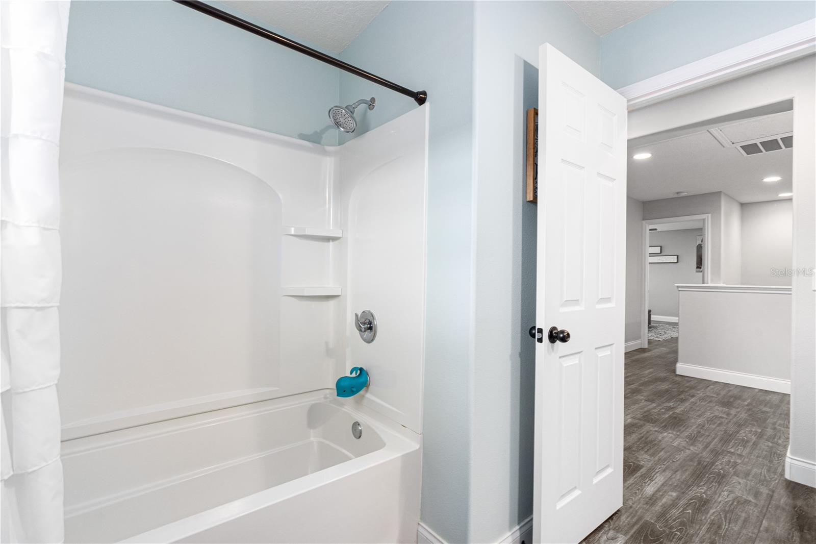 DEER CREEK OF HUNTER'S RIDGE - Residential