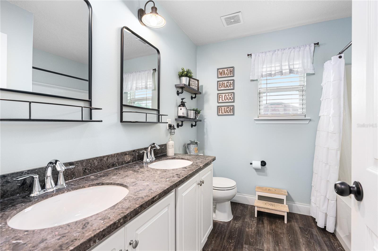 DEER CREEK OF HUNTER'S RIDGE - Residential