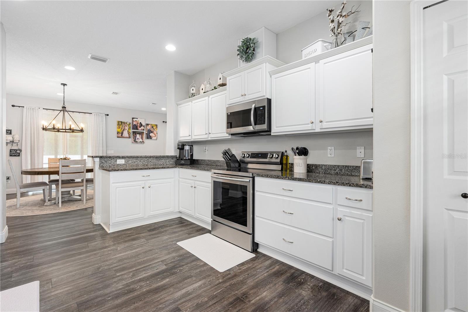 DEER CREEK OF HUNTER'S RIDGE - Residential