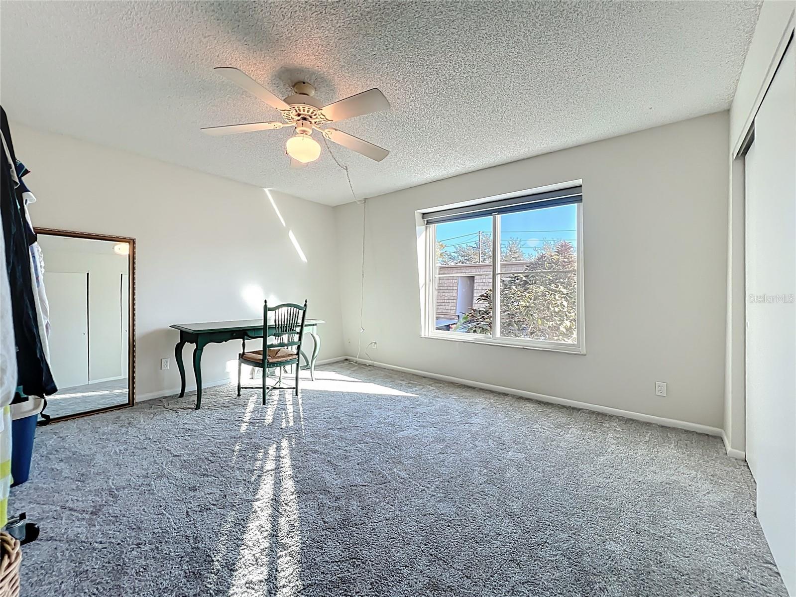 FOUR SEASONS CONDO - Residential