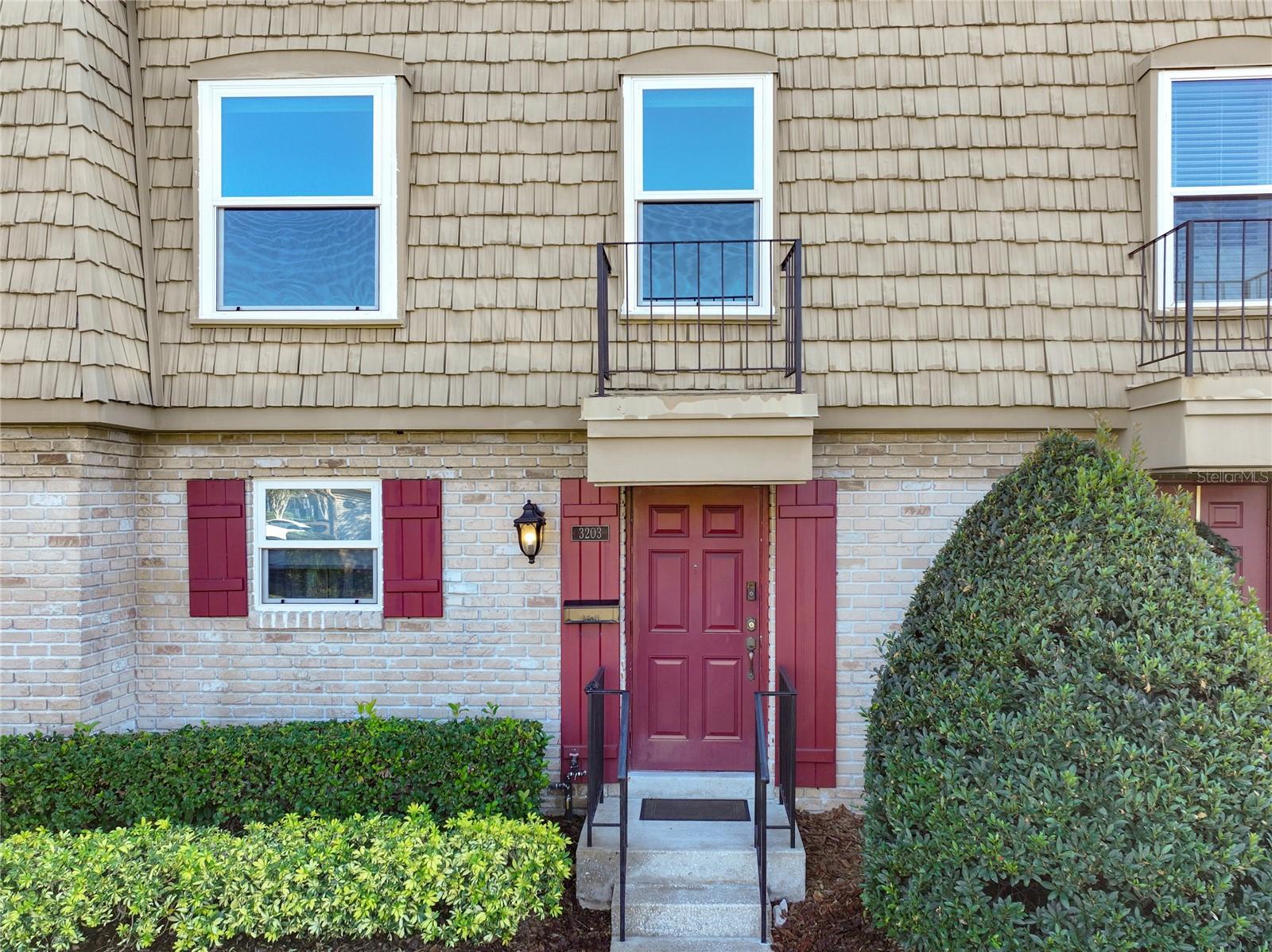 FOUR SEASONS CONDO - Residential