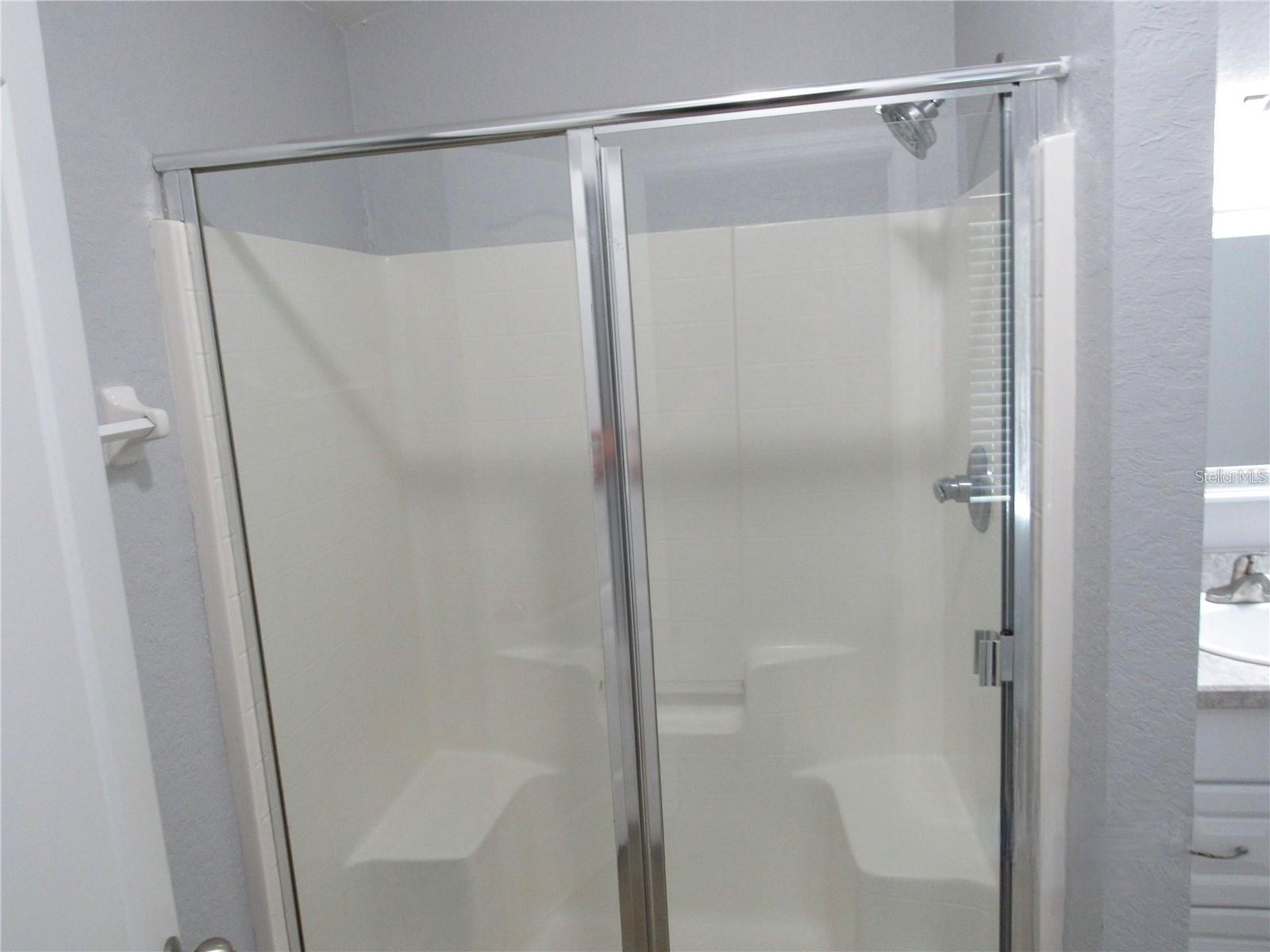 TURTLE ROCK - Residential Lease