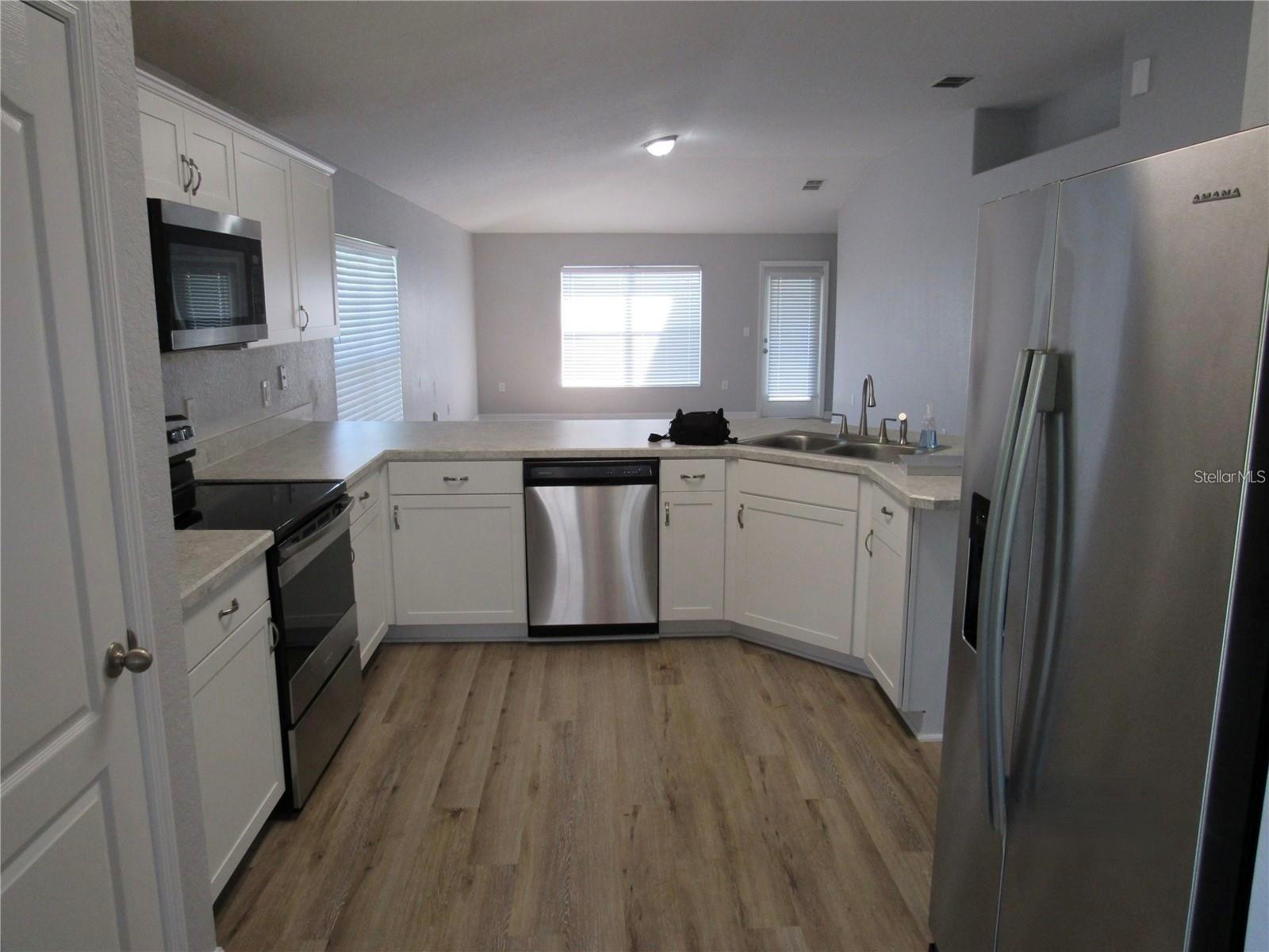 TURTLE ROCK - Residential Lease