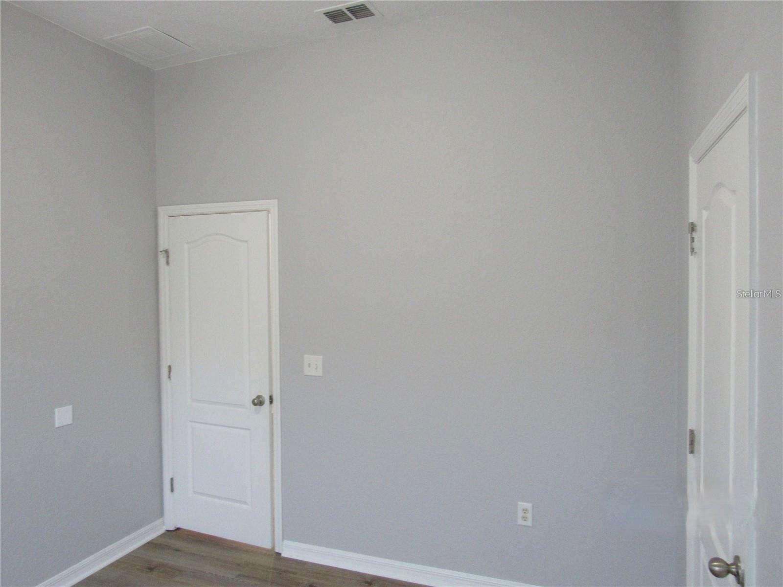 TURTLE ROCK - Residential Lease