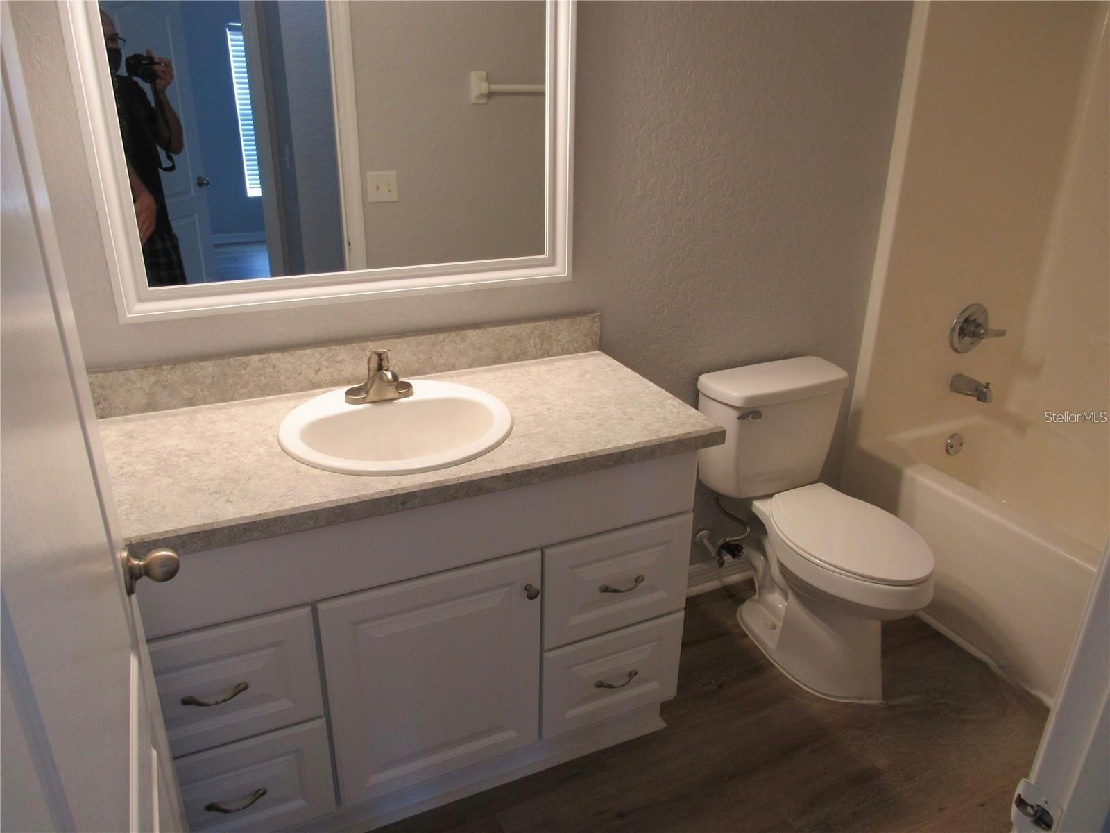 TURTLE ROCK - Residential Lease