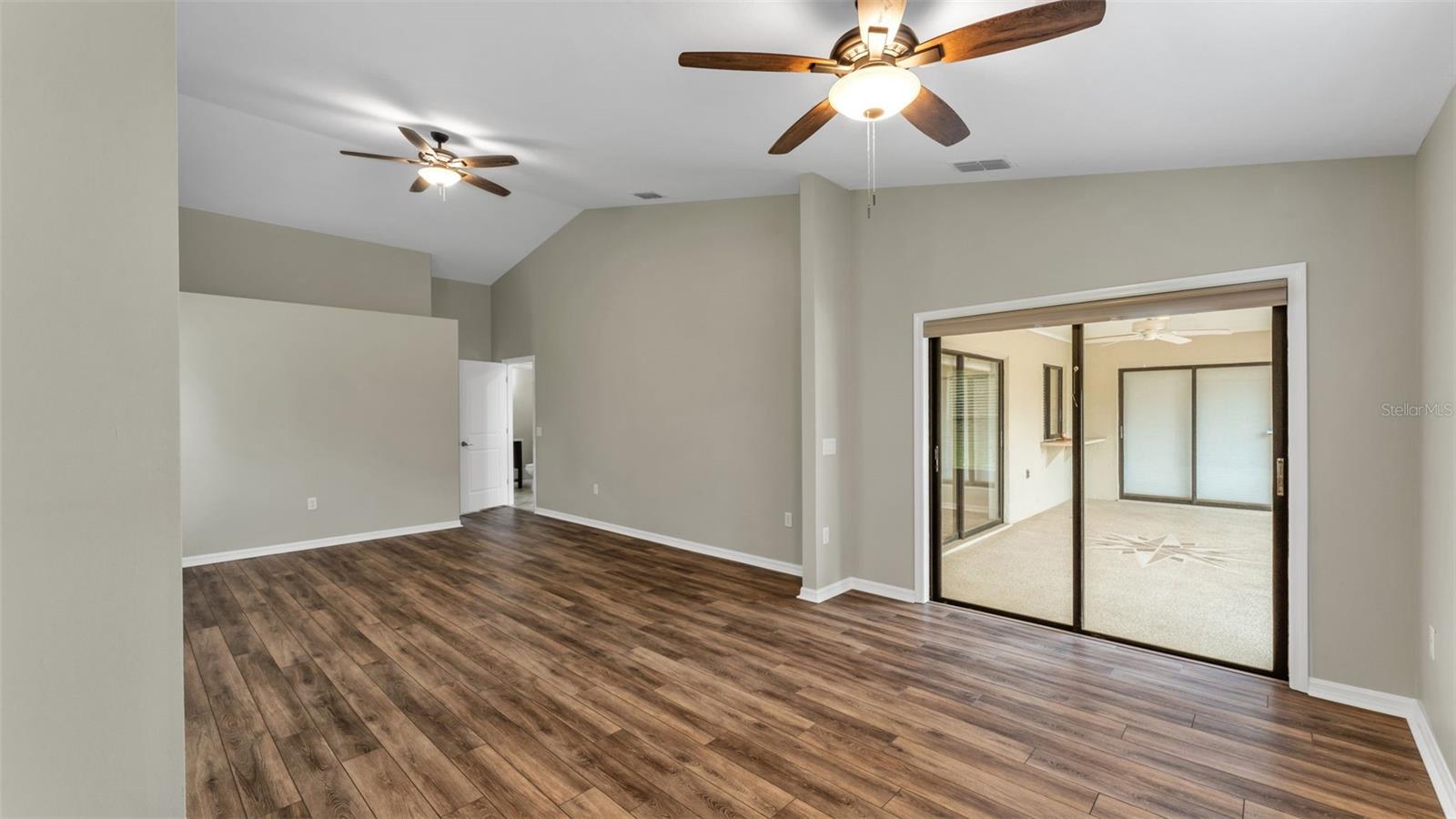 ONE HIGHLANDS PLACE - Residential