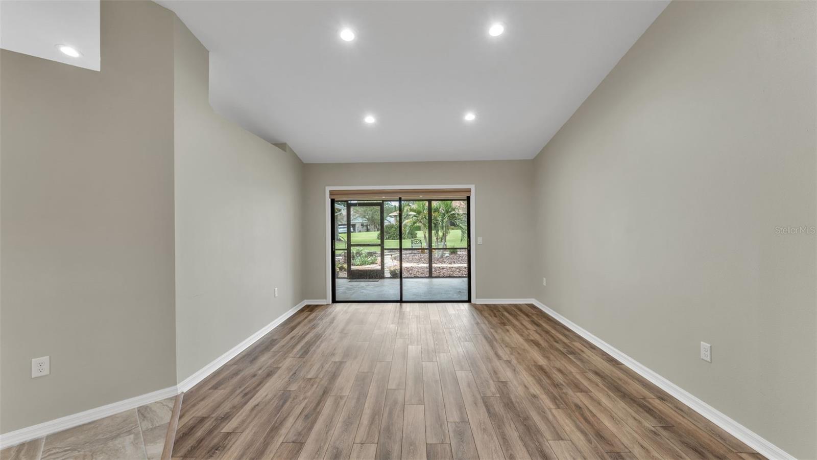 ONE HIGHLANDS PLACE - Residential
