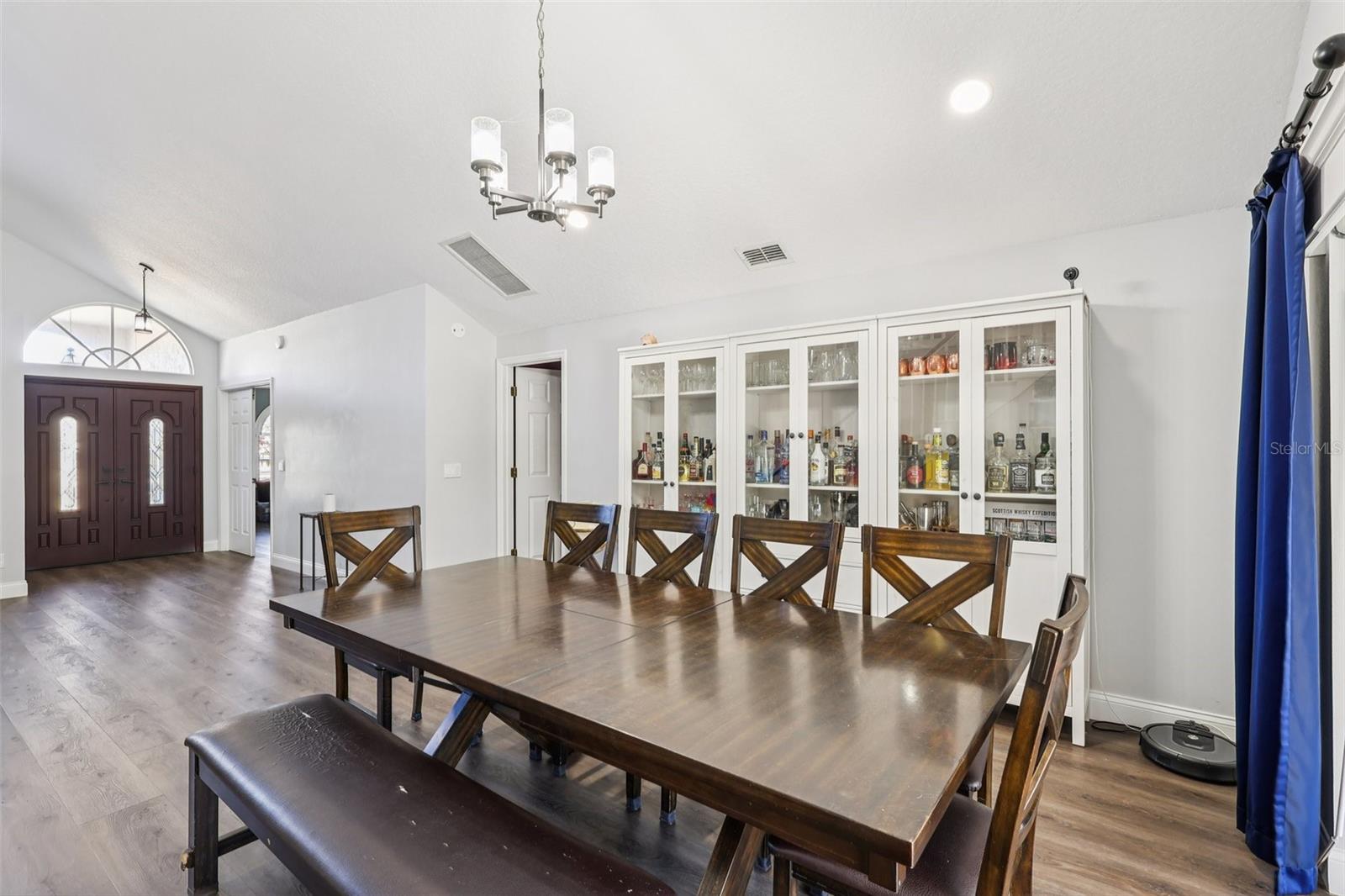 2205 BLOSSOMWOOD DRIVE