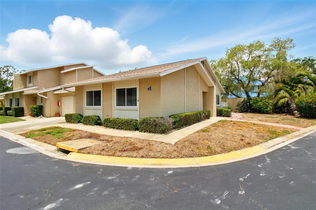 Photo of 1671 Cape Ann Avenue NE #4, St Petersburg, FL 33702 (MLS # TB8378984)