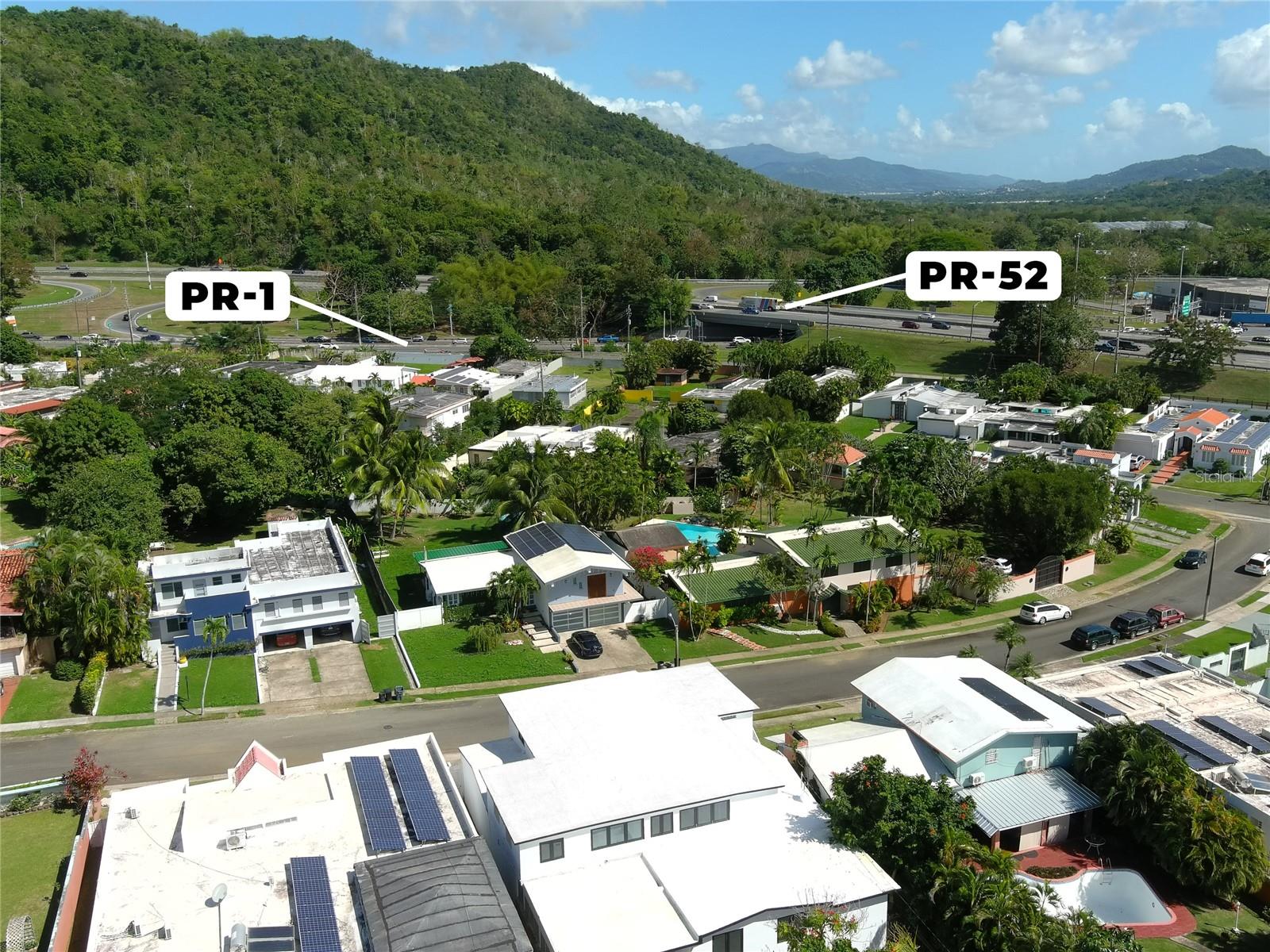 URB EL RETIRO - Residential